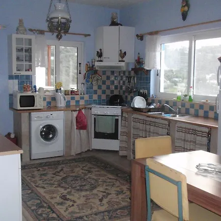 Traditional Миртеа