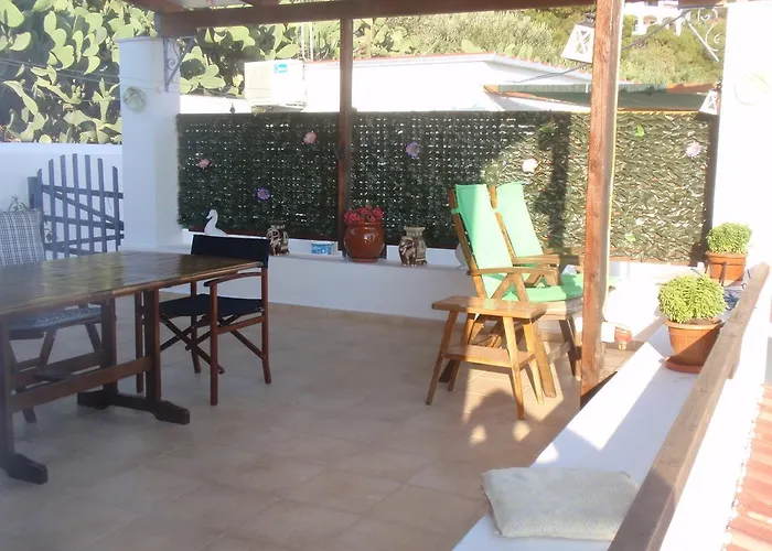 Traditional Feriehus Myrties